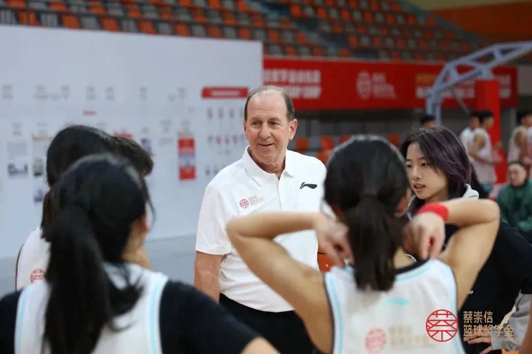 业余爱好者如何在智能场馆提升篮球技能_1